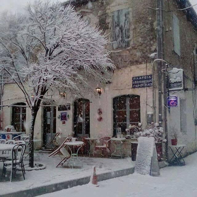 Stemnitsa Stone Residence - Comfy Mountain Getaway Εξωτερικό φωτογραφία
